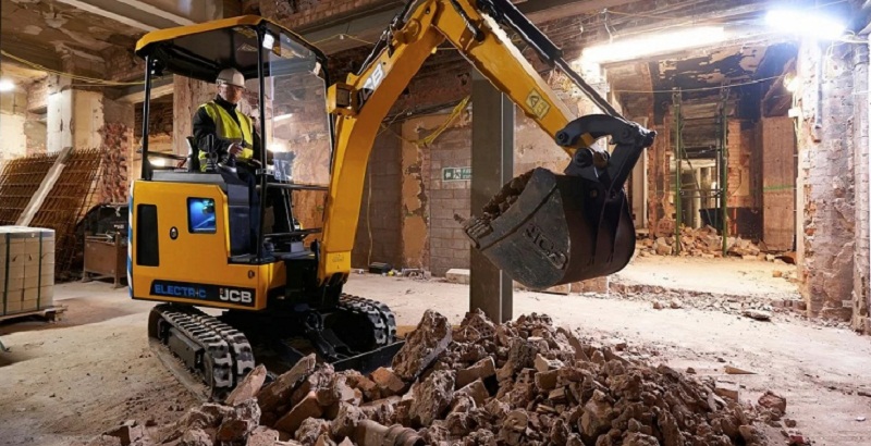 электрический мини-экскаватор JCB 19C-1E